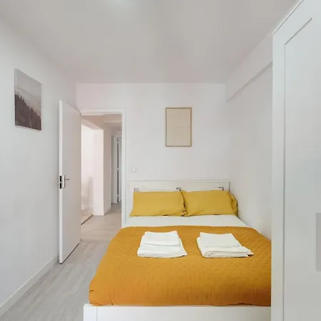 Bright&family Flat In Paço De Arcos By Hostwise